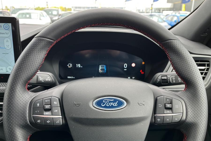 Ford Kuga Photo autoimg-6ec1783354ca459d0b41a279adf8722a8d8f72ab.jpg