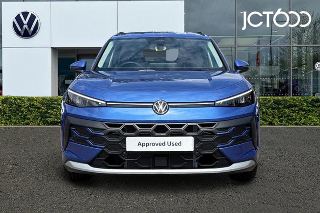 VOLKSWAGEN T-Roc Photo 8