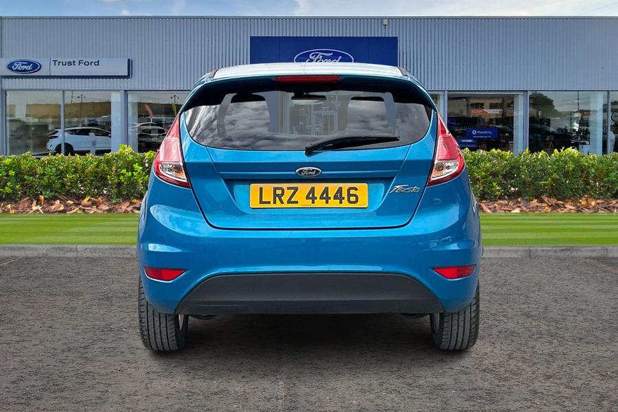Ford FIESTA Photo autoimg-6ec6ed3d020ec9f414832fc8742dec8c6334af9d.jpg