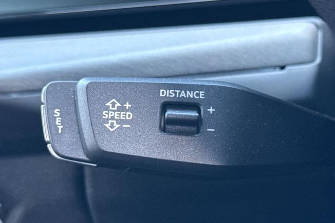 AUDI Q3 Photo 36