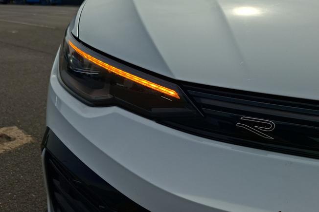 Volkswagen Golf Photo 44
