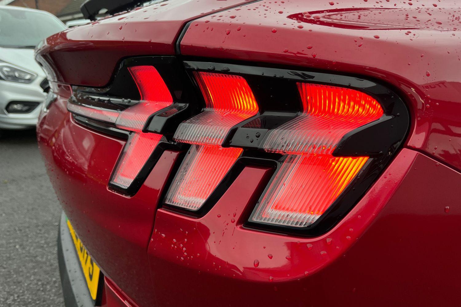 Ford MUSTANG MACH-E Photo 37