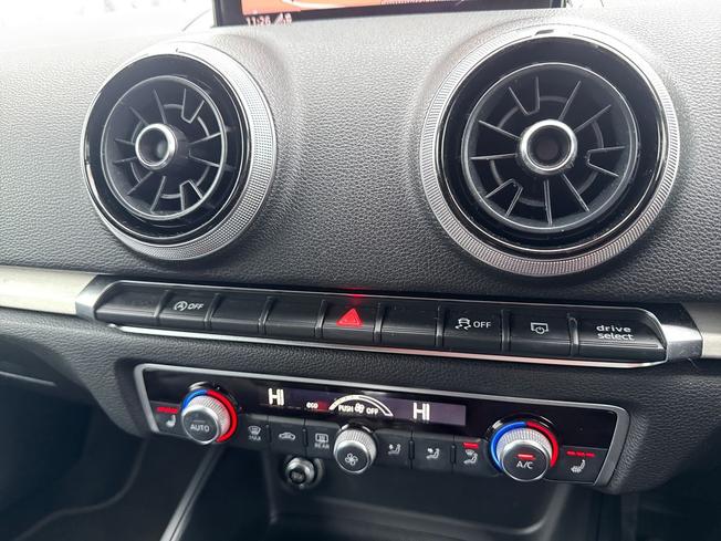 AUDI S3 Photo 37