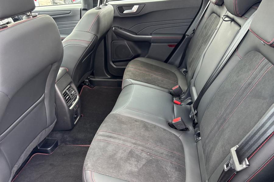 Ford KUGA Photo autoimg-6ed73042f382c7e4b4f22e0aa5bebd98318ca356.jpg