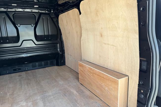VOLKSWAGEN Transporter Photo 33