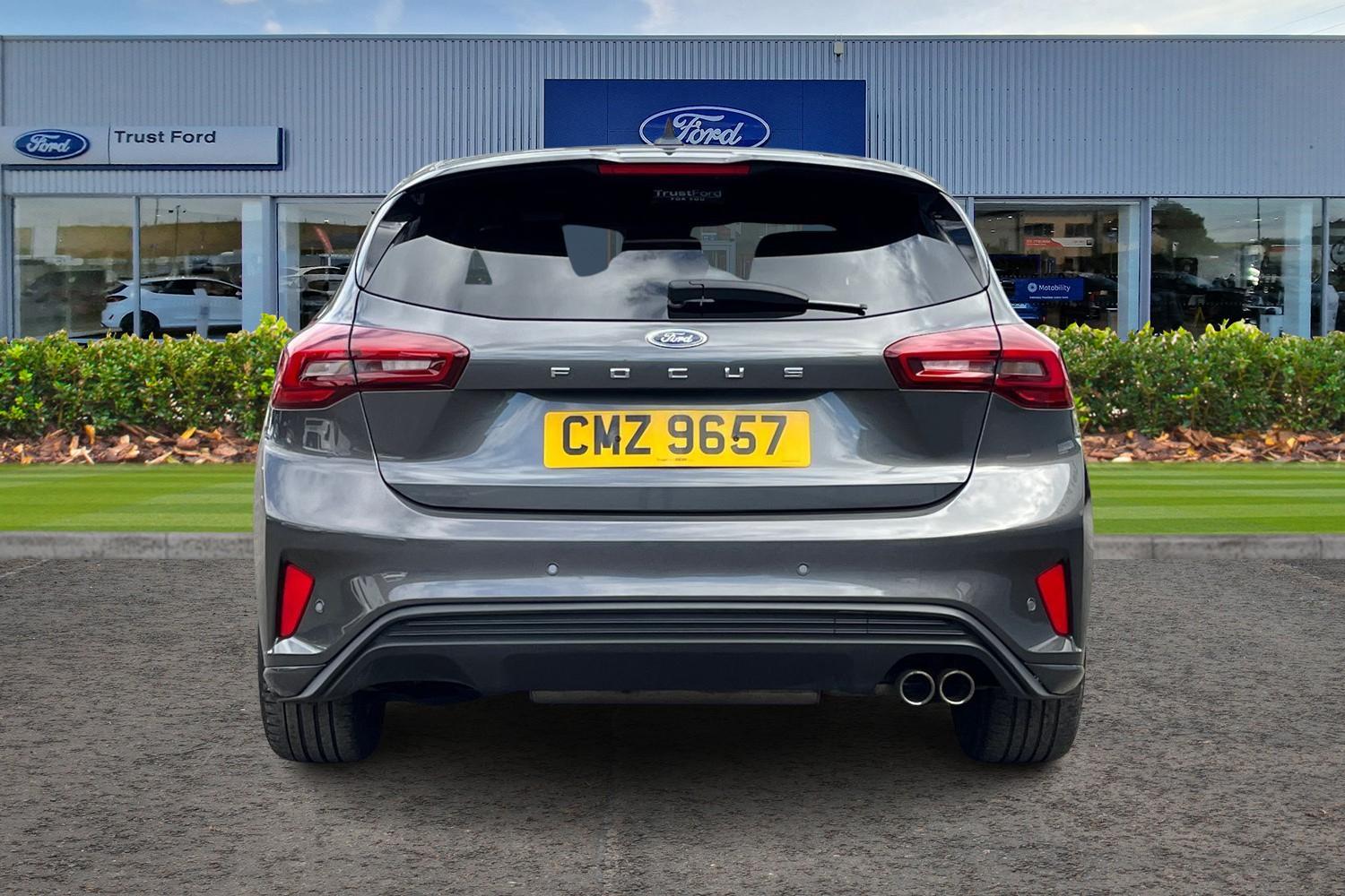 Ford FOCUS Photo 6