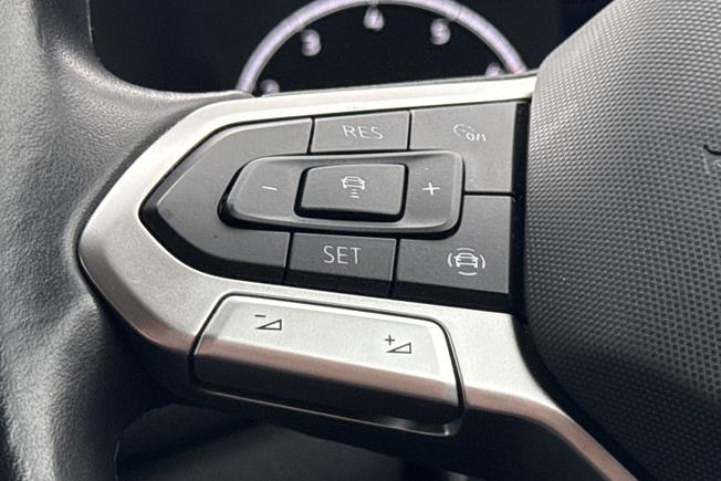 VOLKSWAGEN T-Cross Photo 16