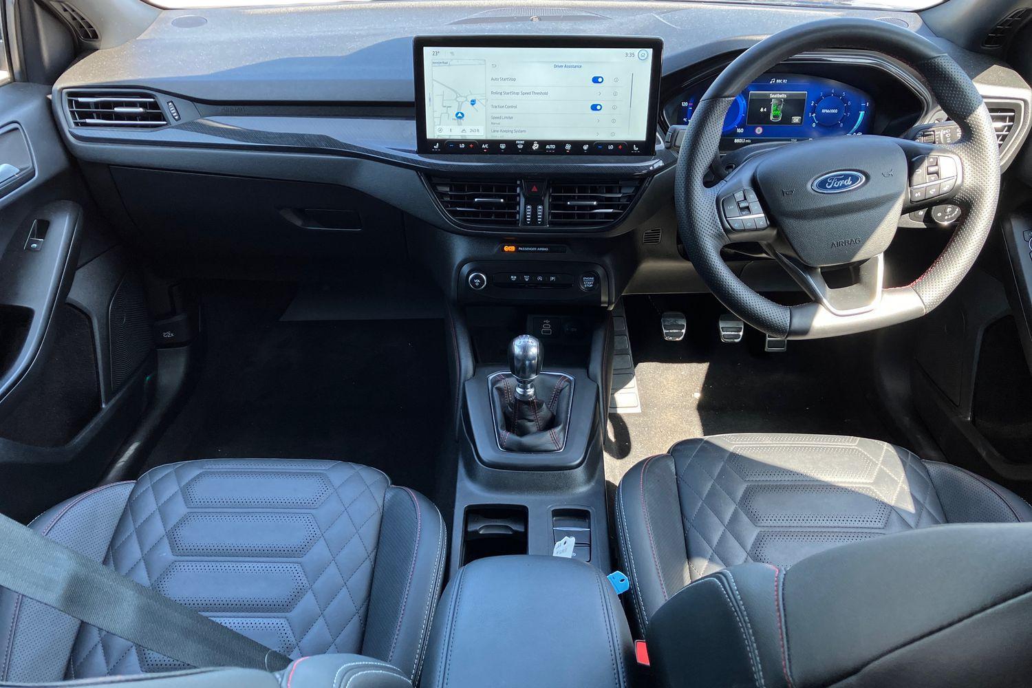 Ford FOCUS Photo 9