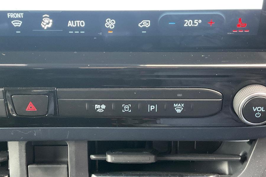 Ford Tourneo Custom Photo autoimg-6ee03c9cab43f0f9c092cfe3a827d60928592414.jpg