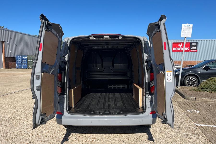 Ford TRANSIT CUSTOM Photo autoimg-6ee117edb88a720224422c6feb9f54c592e34513.jpg