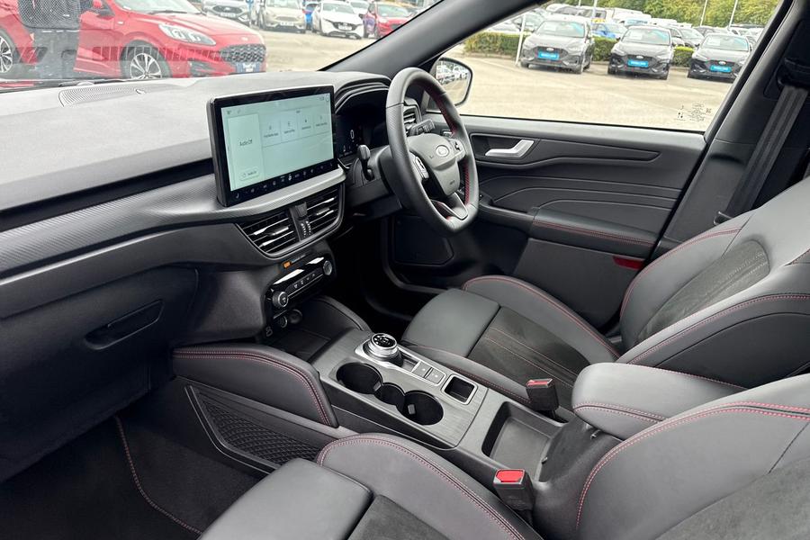 Ford KUGA Photo autoimg-6ee12e5ab17b2c11f07468f56460357d710bce85.jpg