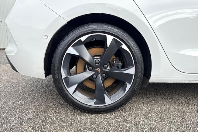 CUPRA Leon Photo 21