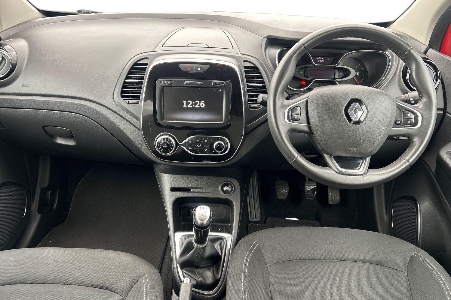 Renault CAPTUR Photo 9