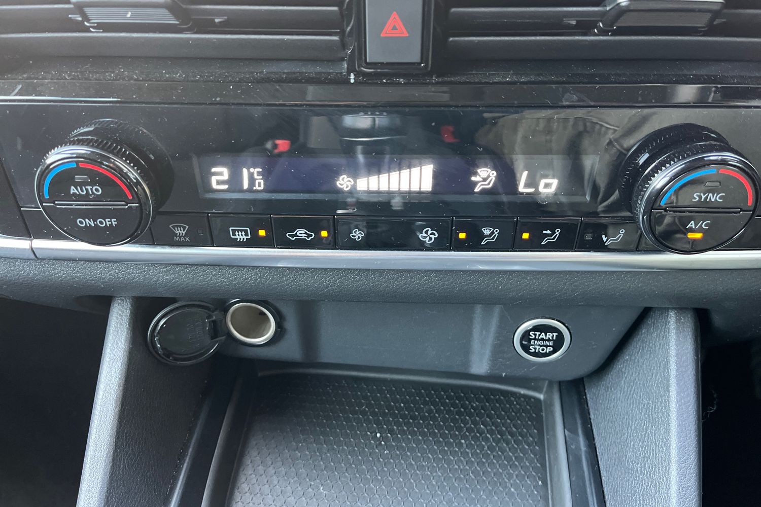 Nissan QASHQAI Photo 26