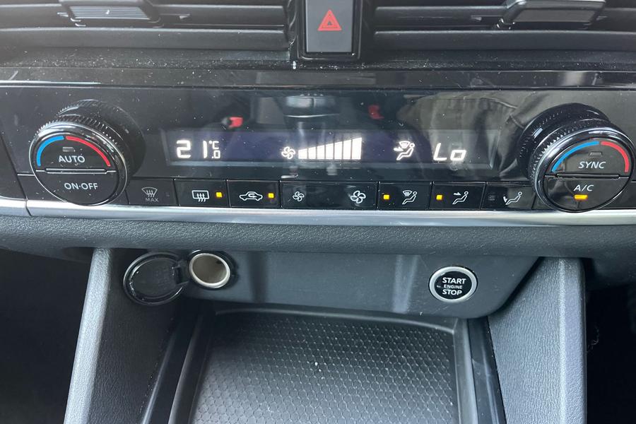 Nissan QASHQAI Photo autoimg-6ee5eaa0d81e2ab06a809a41232ed73821ac004f.jpg