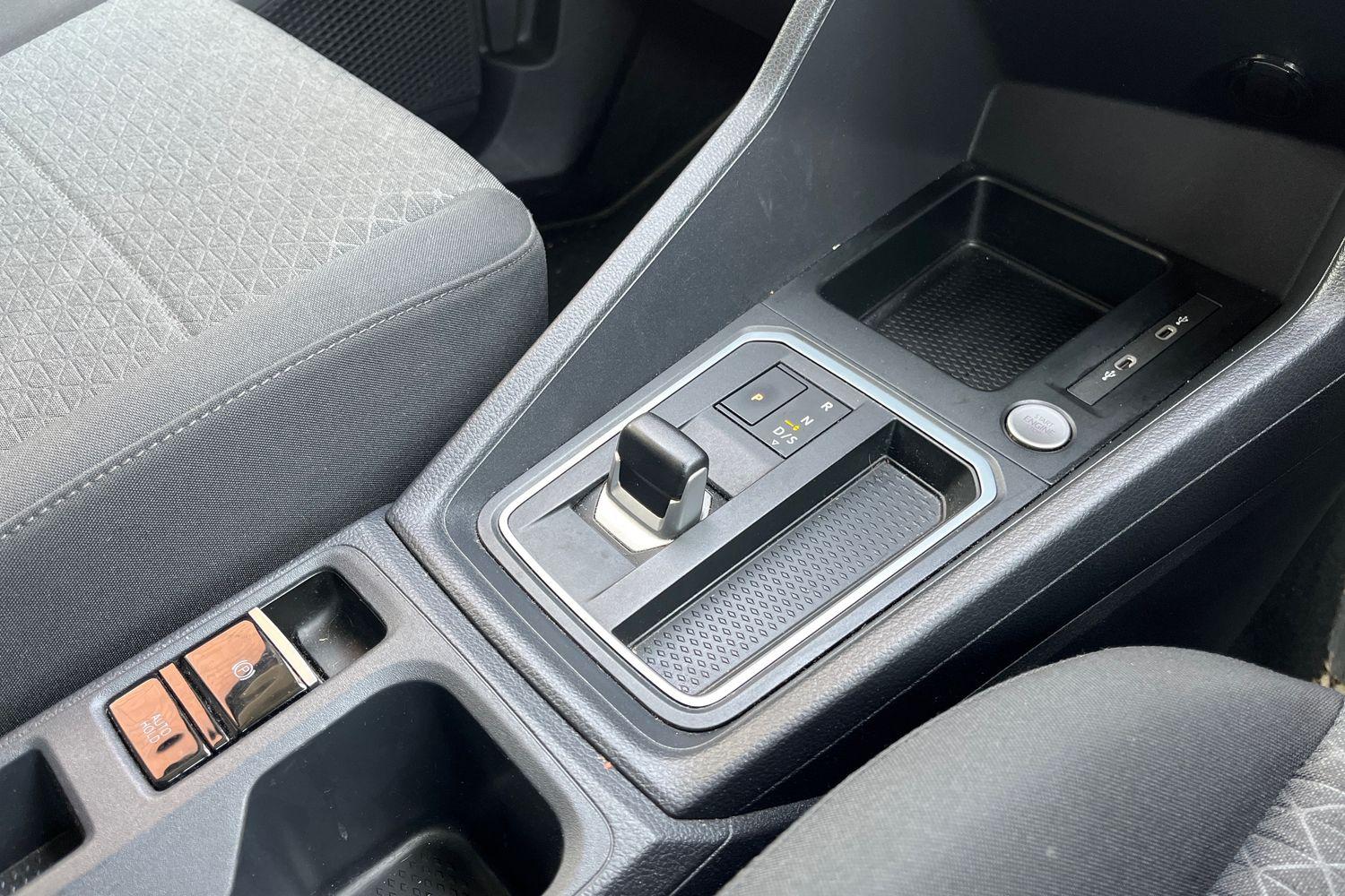 Ford GRAND TOURNEO CONNECT Photo 32
