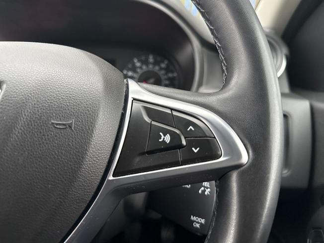 DACIA Duster Photo 17