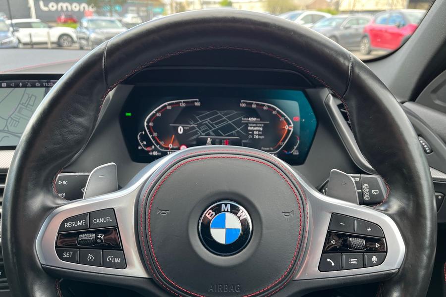 BMW 1 Series Photo autoimg-6eef7af9056576513a1eaf16782be32d067d388a.jpg