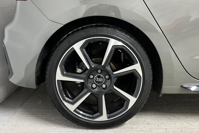Audi A1 Photo 5