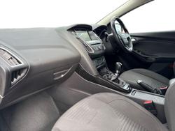 FORD Focus Photo 2