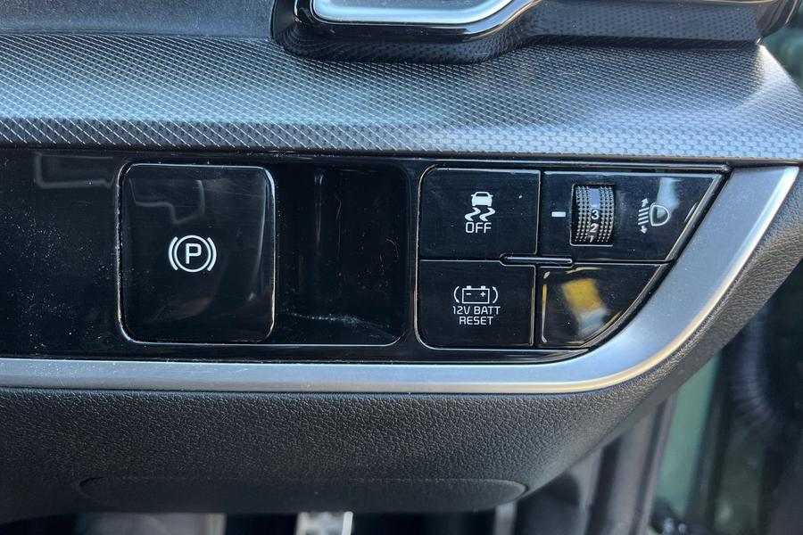 Kia Sportage Photo autoimg-6ef617a8306cbe5bbccb92a86f416f89be03b782.jpg