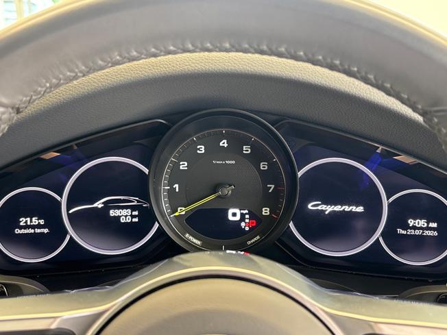 PORSCHE Cayenne Photo 16