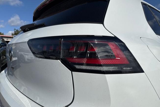VOLKSWAGEN Golf Photo 18