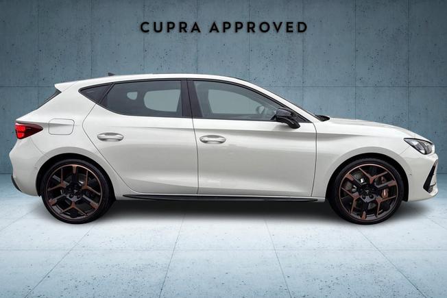 CUPRA Leon Photo 4