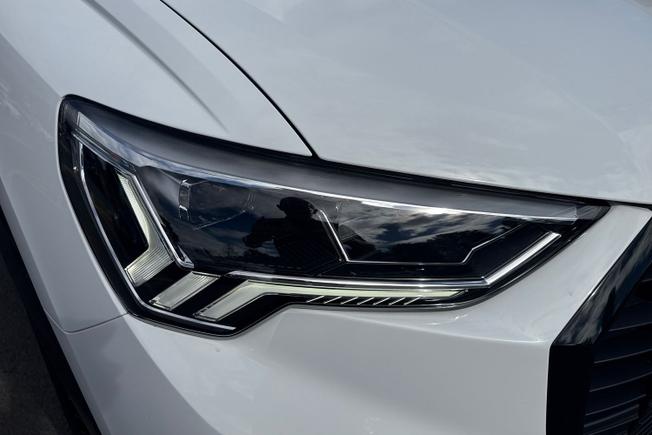 AUDI Q3 Photo 19