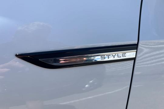 Volkswagen Golf Photo autoimg-6f04438fef302ac52e83377bdbd44e59f19fd2da.jpg