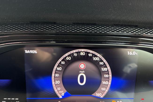 VOLKSWAGEN Polo Photo 15