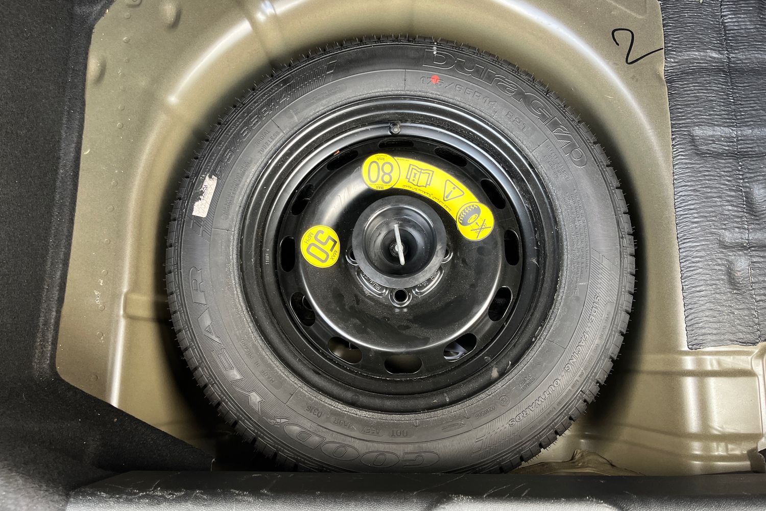 Ford FIESTA Photo 36