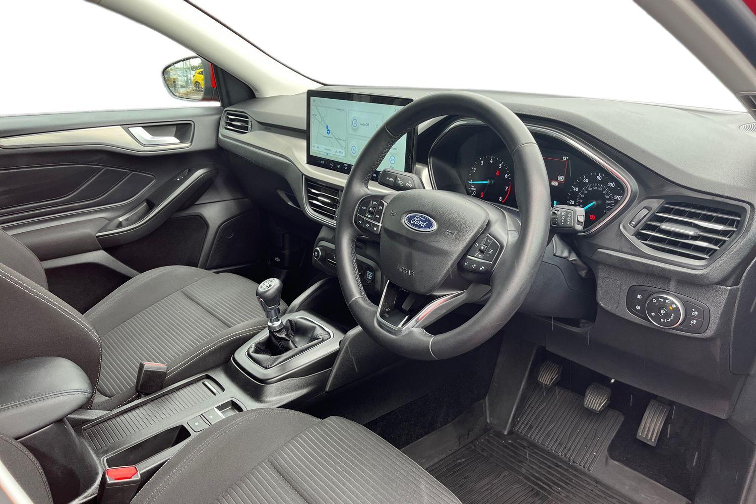 Ford FOCUS Photo 8
