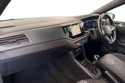 VOLKSWAGEN Polo Photo 2