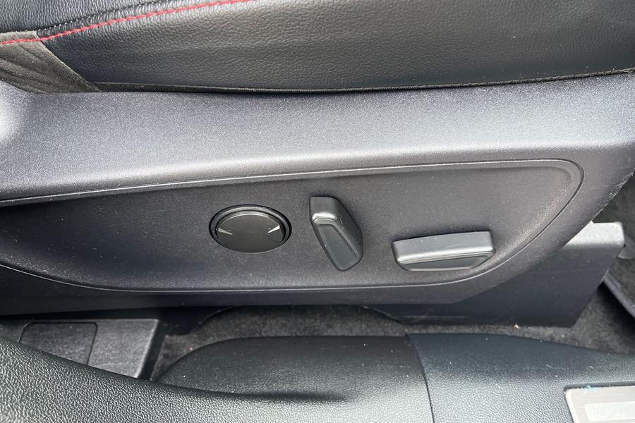 Ford KUGA Photo autoimg-6f0be195cc7c2ecc318d44929c3568dbd7162314.jpg