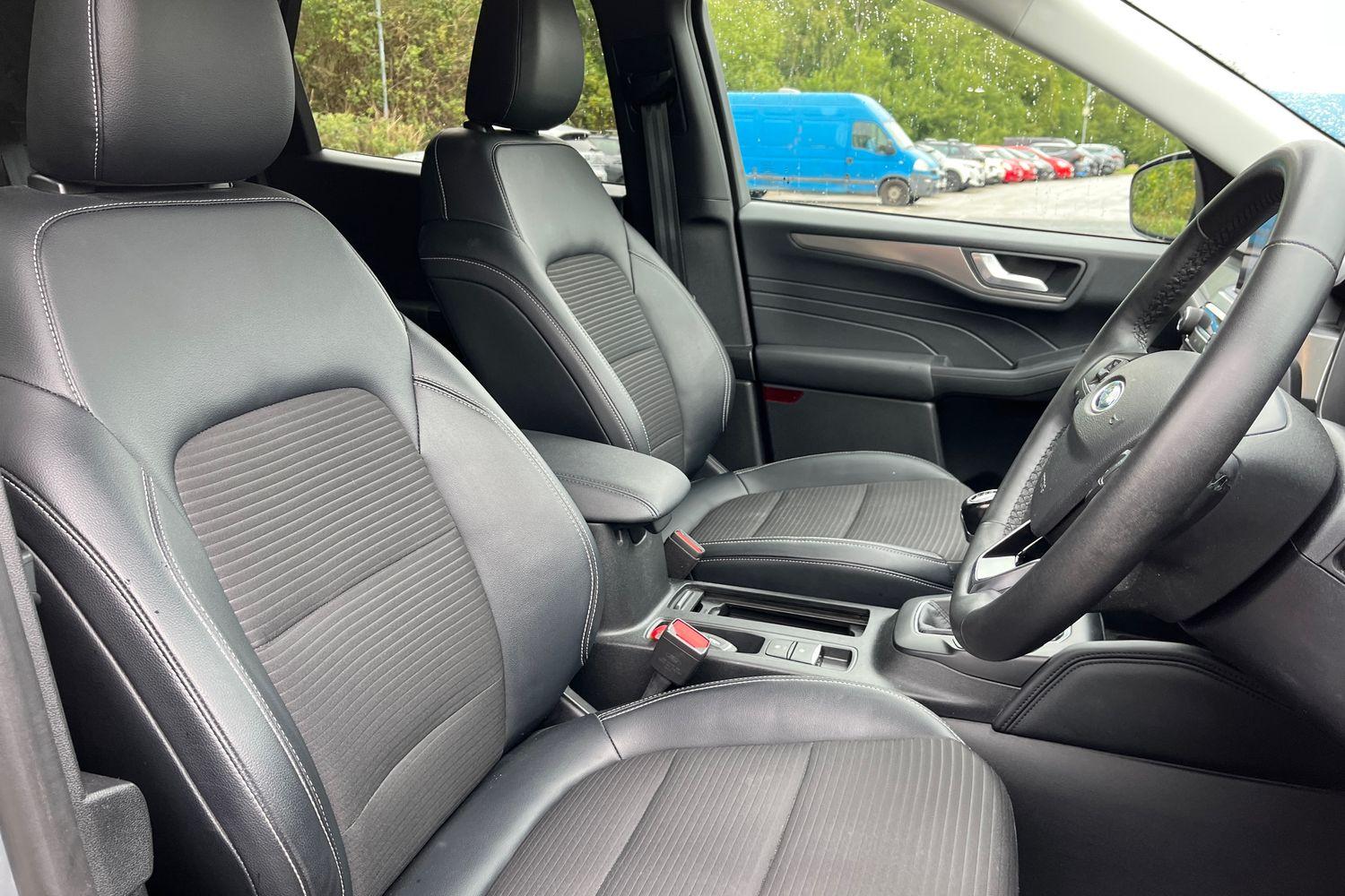 Ford Kuga Photo 16