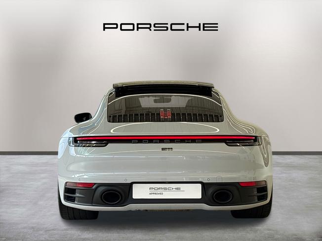PORSCHE 911 Photo 6