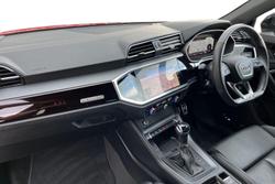 AUDI Q3 Photo 2