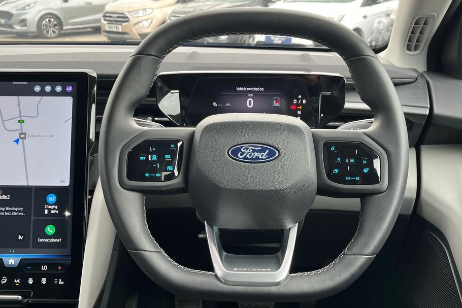 Used Ford EXPLORER 12