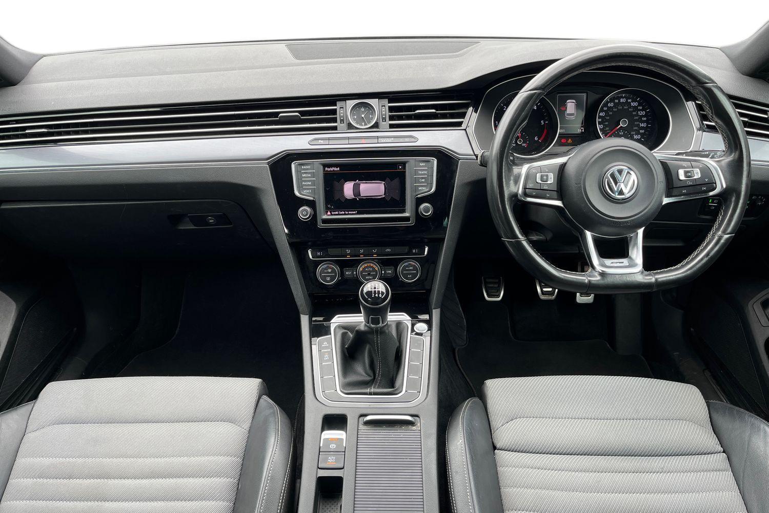Volkswagen PASSAT Photo 9
