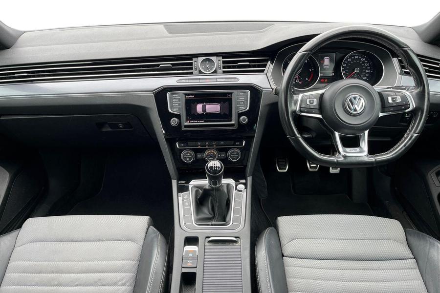Volkswagen PASSAT Photo autoimg-6f14572fdacc5f2b6ee73a21e645235a120a9d6a.jpg