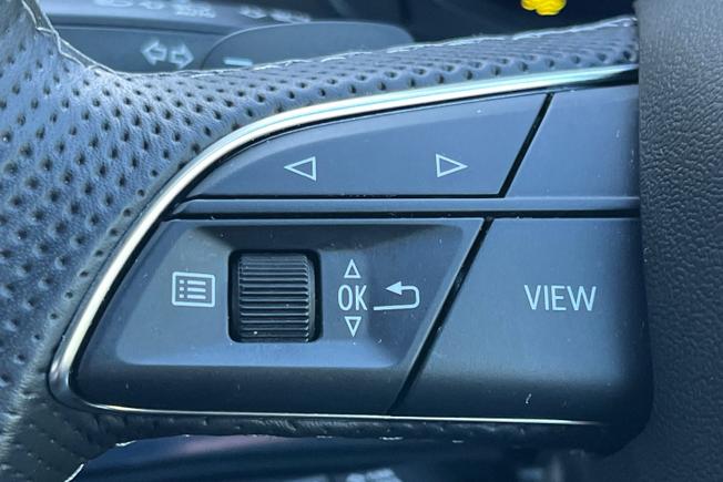Audi Q3 Photo 16