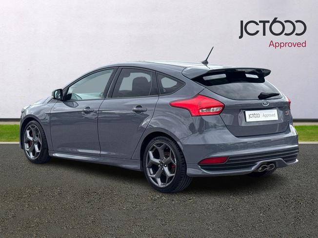 FORD Focus Photo 3