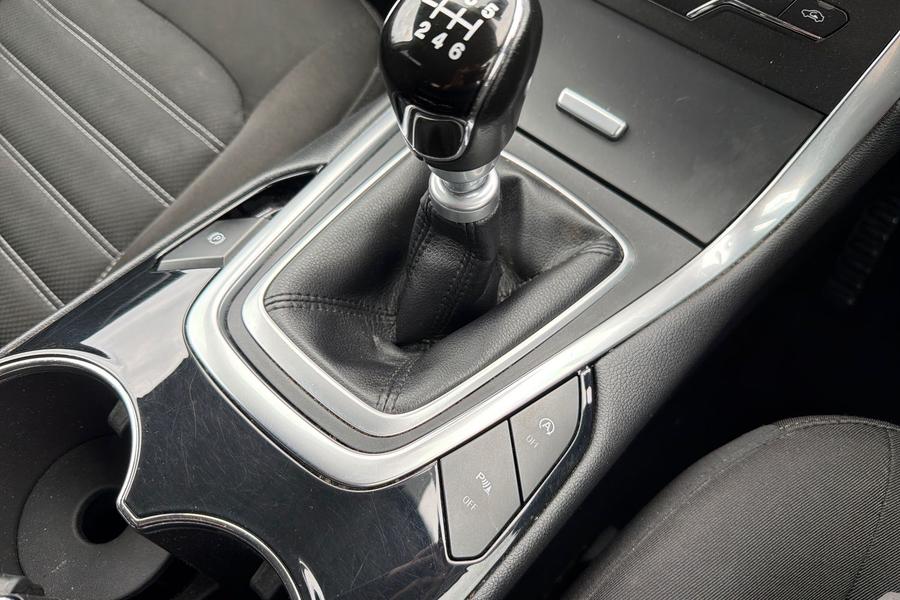 Ford GALAXY Photo autoimg-6f1900faac441f7fd65fcc2cb3092a14810f5ab4.jpg