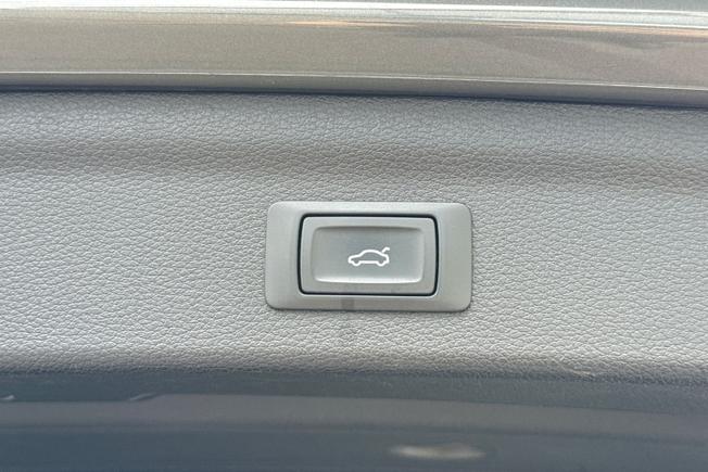 AUDI Q3 Photo 30
