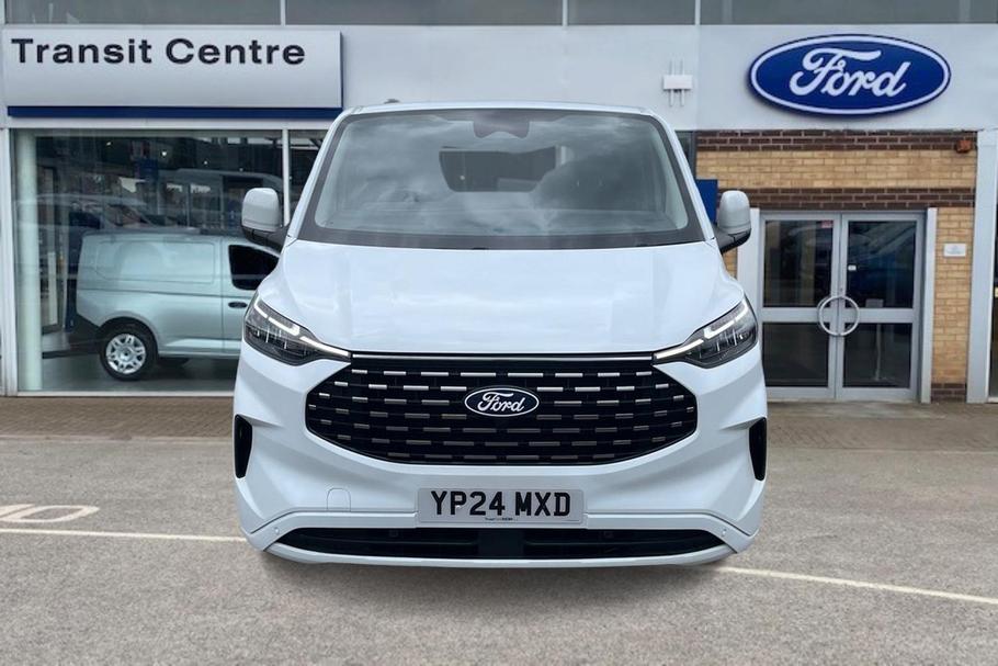 Used Ford TOURNEO CUSTOM YP24MXD 12