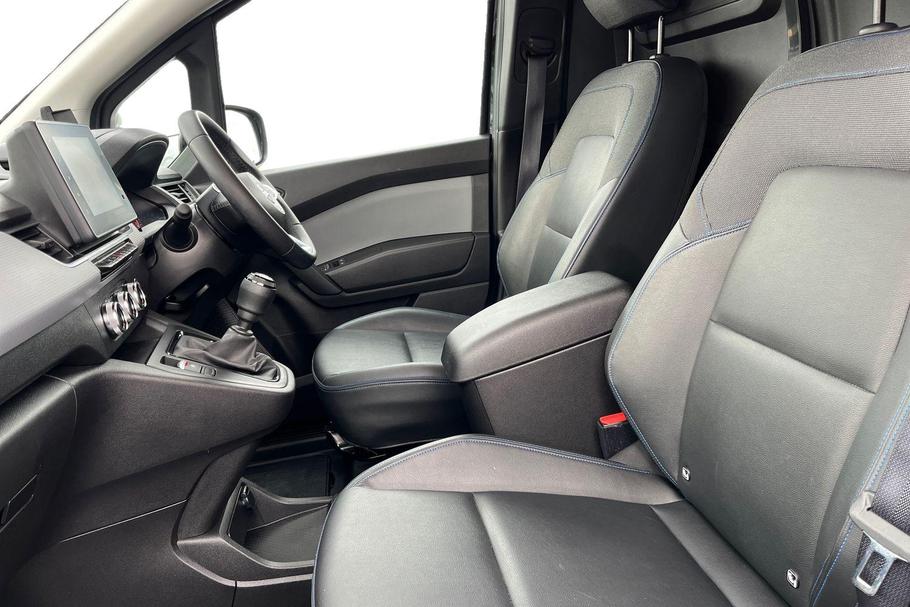 Used NISSAN TOWNSTAR YA23CGE 10