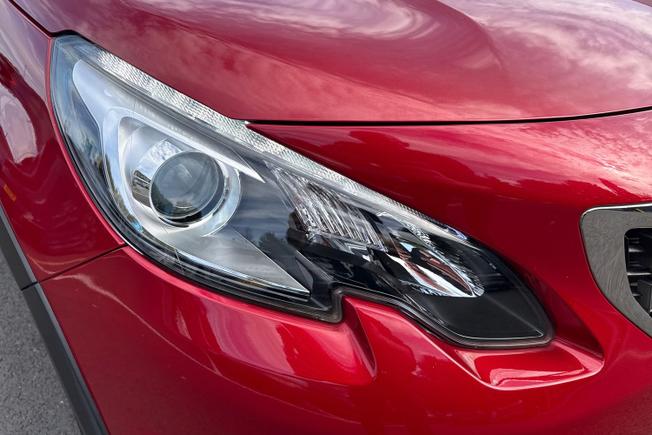 PEUGEOT 2008 Photo 19