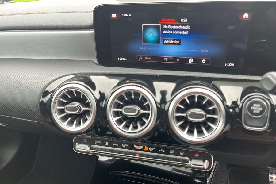 Mercedes-Benz CLA Photo autoimg-6f1e0a68bd6dcaac7adacf221f84656cf8d0cf8b.jpg