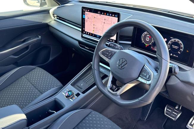 VOLKSWAGEN T-Roc Photo 6